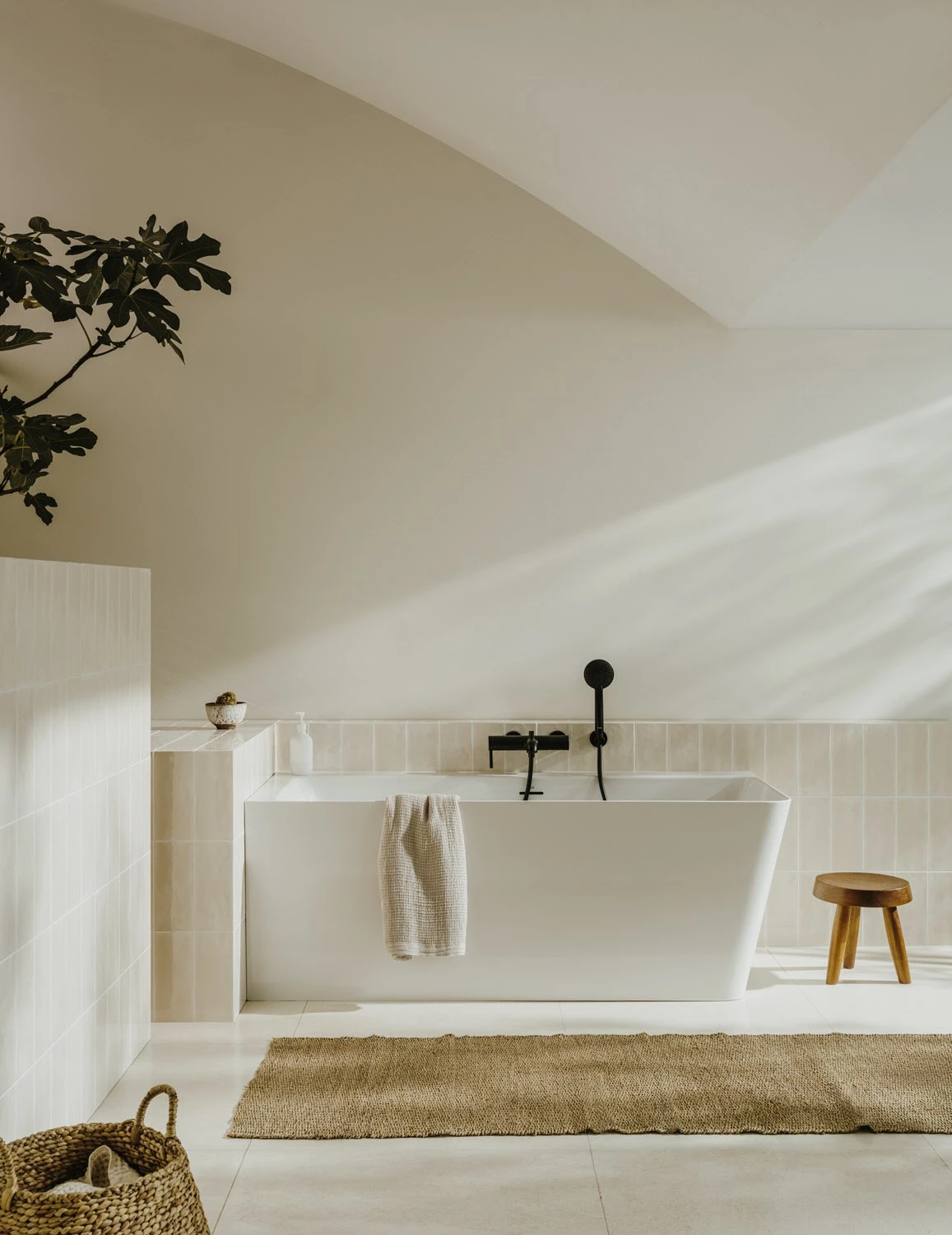 Roca Ona Eck-Badewanne 160 X 70 Cm, Einbau Links Mit L- Schürze 4 Roca Ona Eck-Badewanne 160 X 70 Cm, Einbau Links Mit L- Schürze – Bild 2